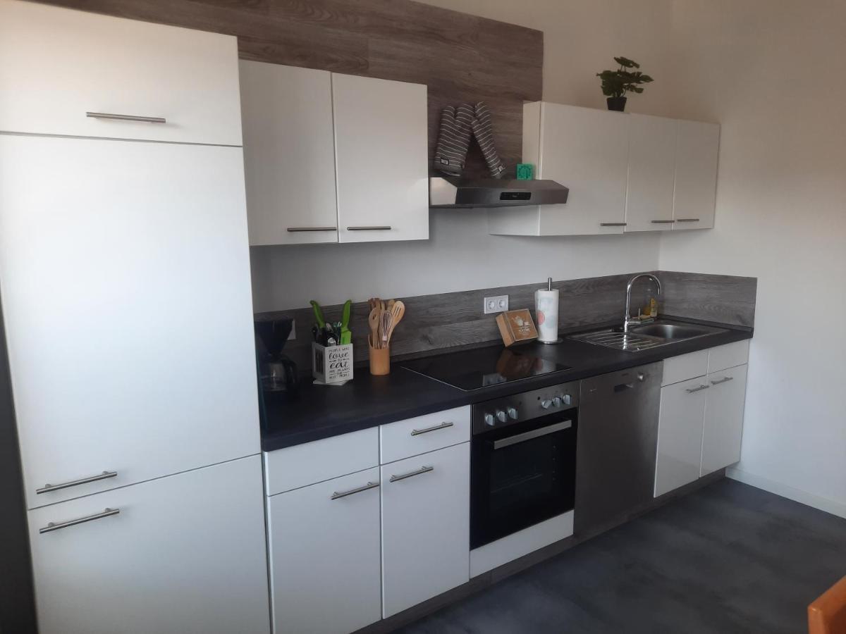 Exklusive Wohnoase Mit 3 Schlafzimmern Mwst Ausweisbar Grosser Balkon In Toller Lage Von Apartment Melsungen